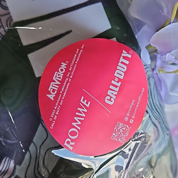 Romwe Activision Call of Duty Tote NWT - Picture 2 of 9